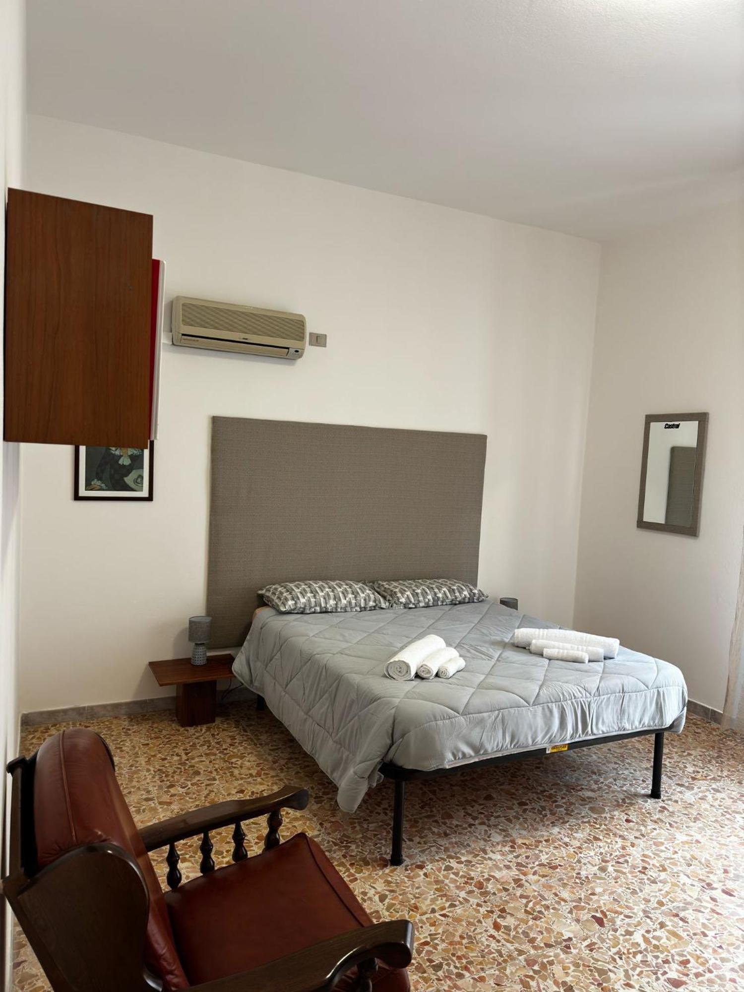 Pm 41 Via Ennio Porrino Guest House Alghero Exteriér fotografie